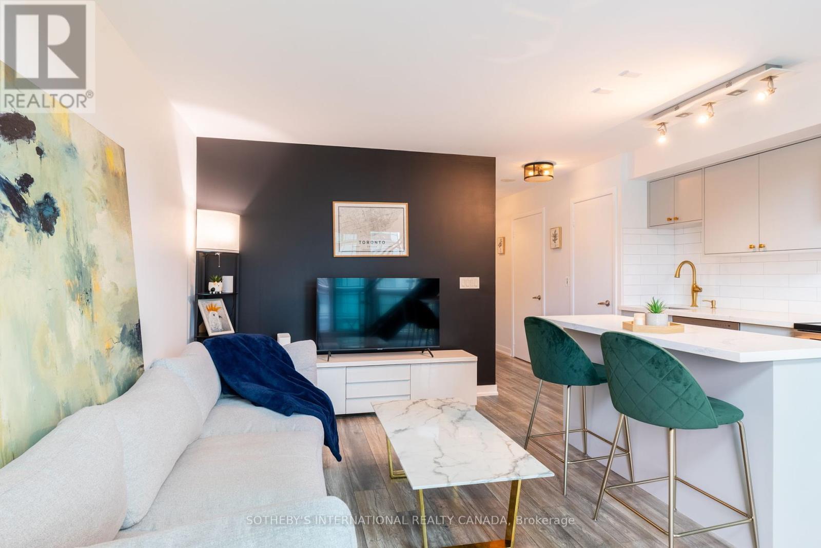 706 - 155 Legion Road, Toronto, Ontario  M8Y 0A7 - Photo 8 - W12431571