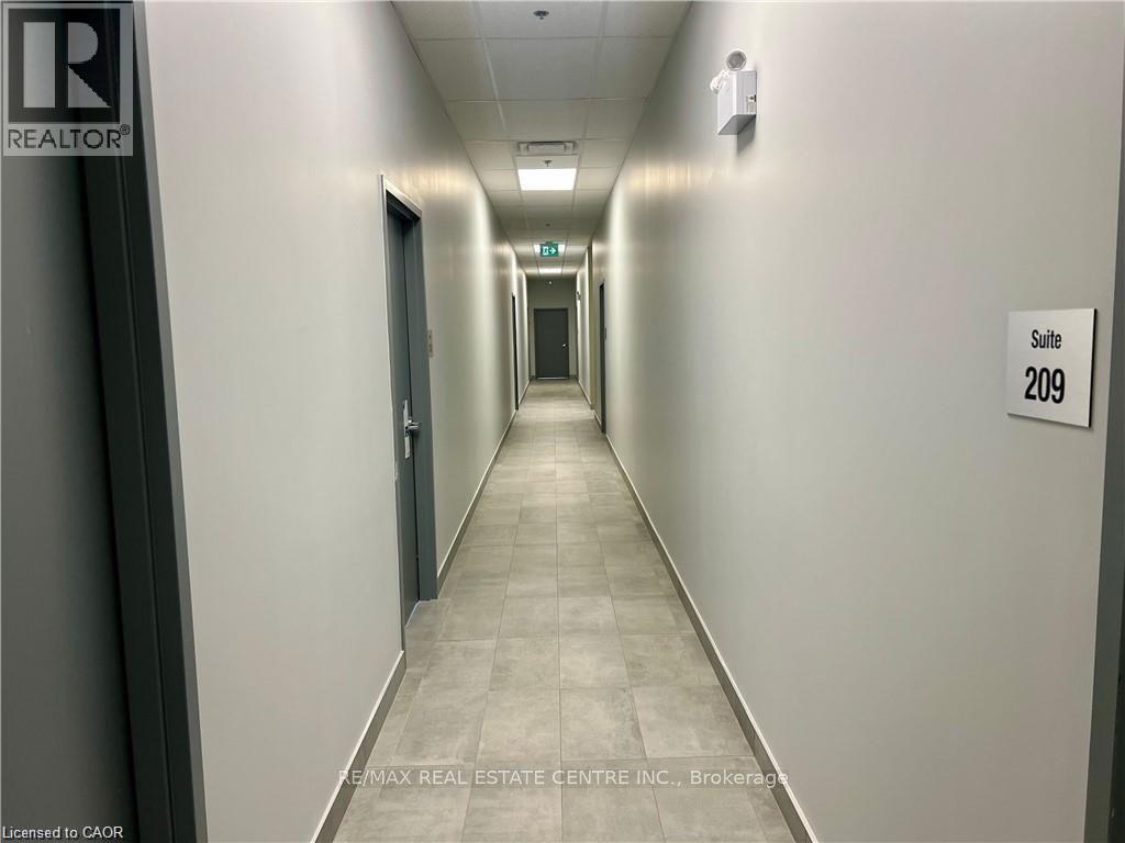 450 Hespeler Road Unit# G 209, Cambridge, Ontario  N1R 0C9 - Photo 4 - 40769677