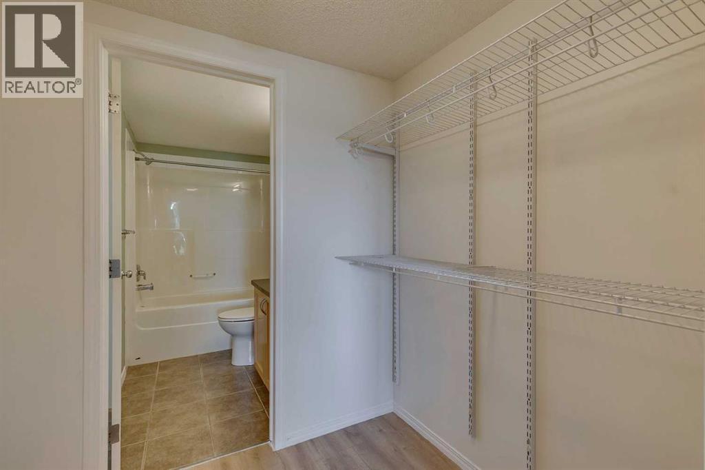 9108, 70 Panamount Drive Nw, Calgary, Alberta  T3K 6K6 - Photo 12 - A2258566