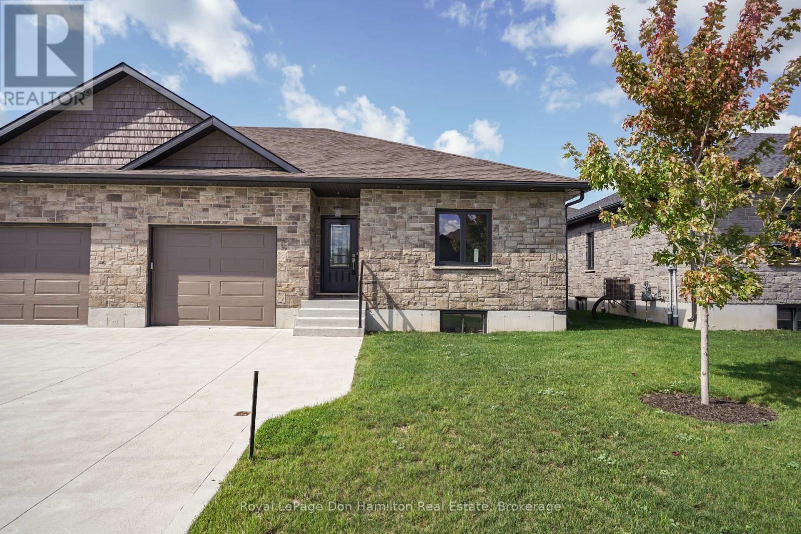 274 QUEEN STREET S, North Perth, Ontario