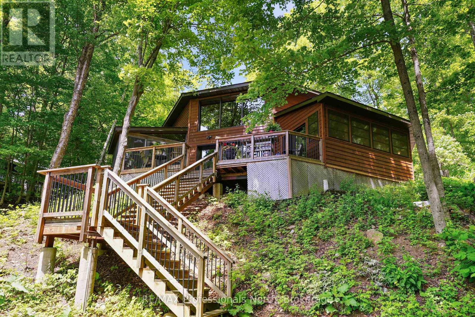 1511 Wenona Lake Road, Dysart Et Al, Ontario  K0M 1S0 - Photo 12 - X12431679