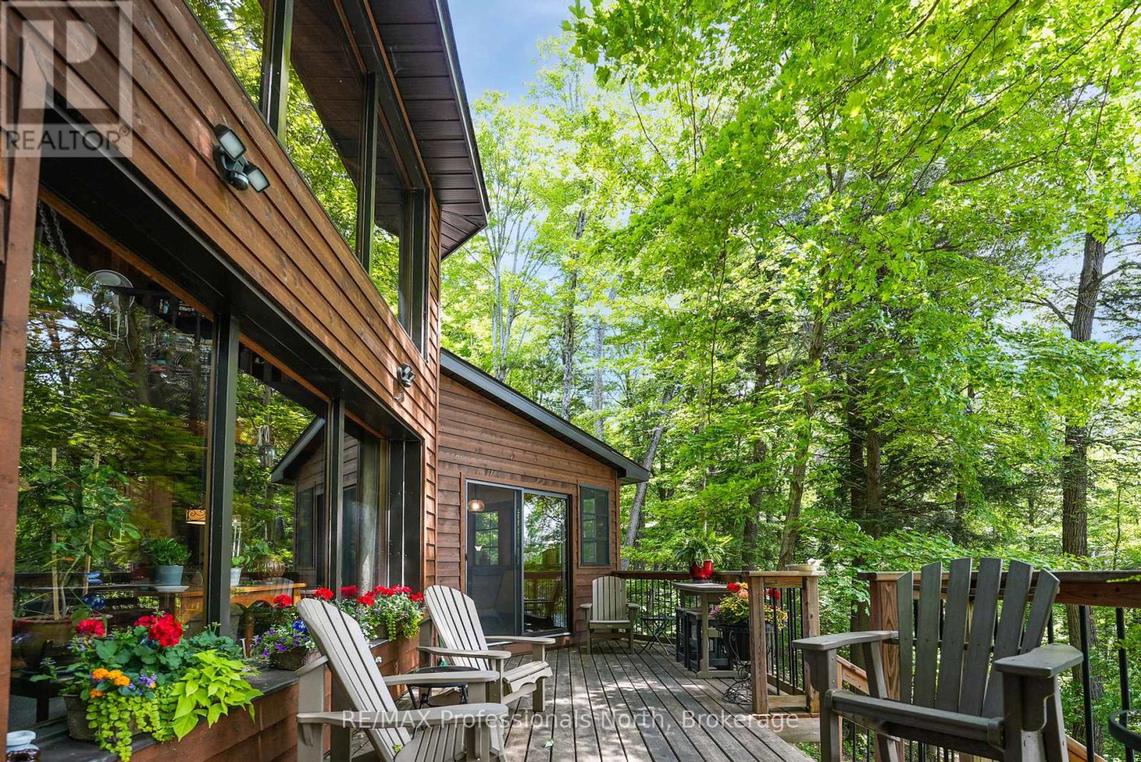 1511 Wenona Lake Road, Dysart Et Al, Ontario  K0M 1S0 - Photo 2 - X12431679