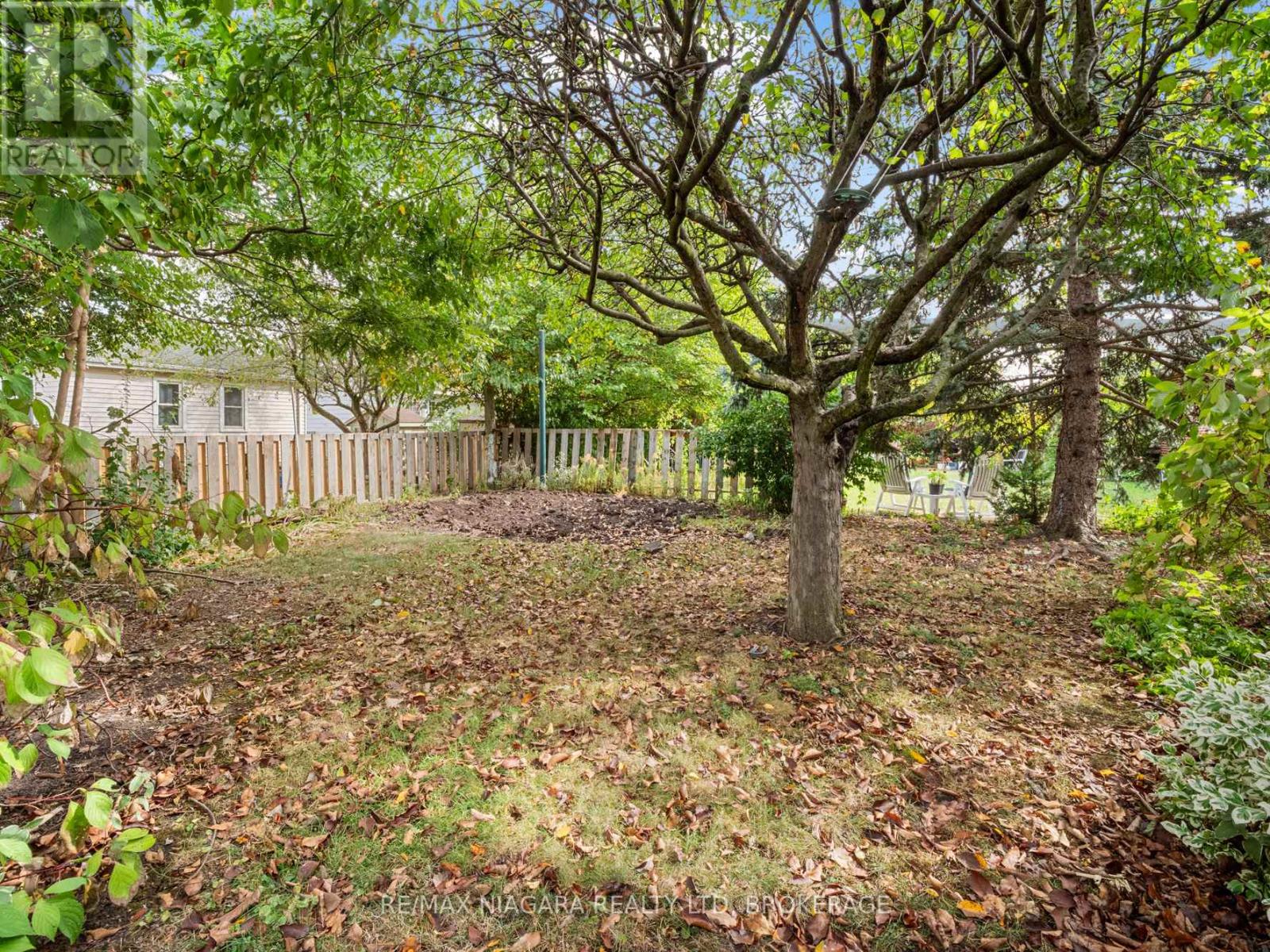 129 Idylewylde Street, Fort Erie, Ontario  L2A 2L2 - Photo 31 - X12429767