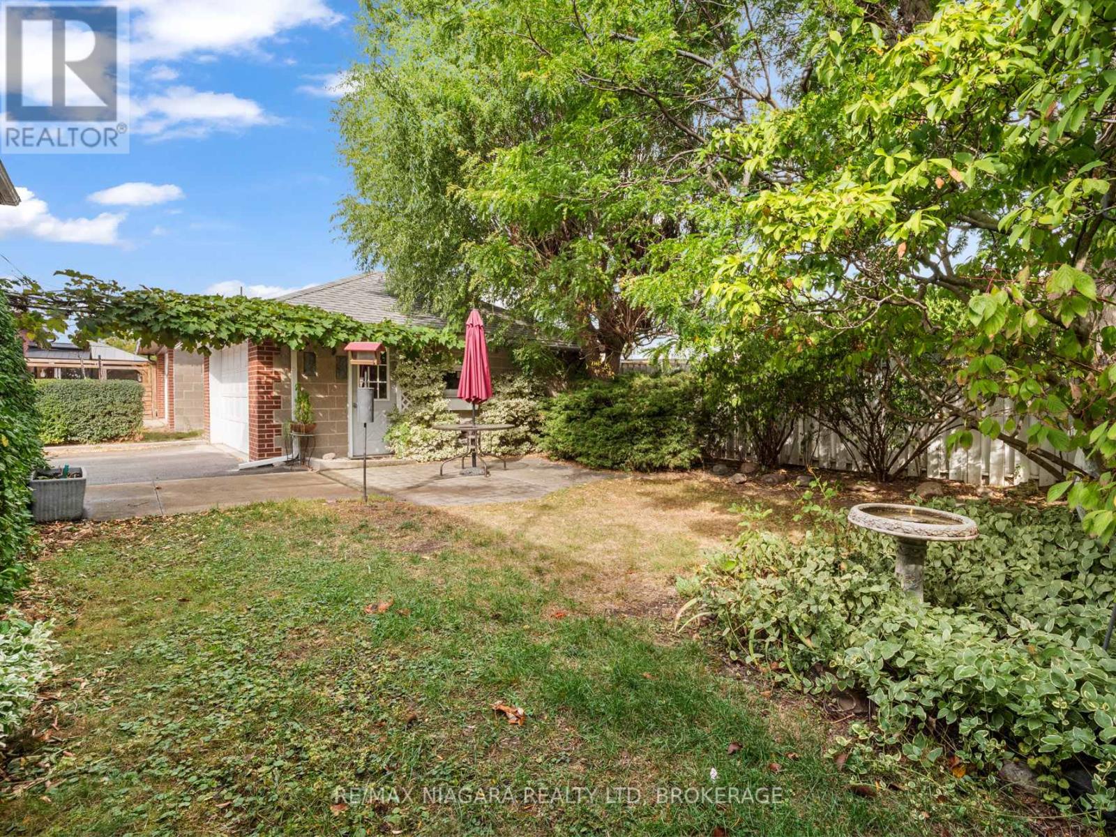 129 Idylewylde Street, Fort Erie, Ontario  L2A 2L2 - Photo 28 - X12429767