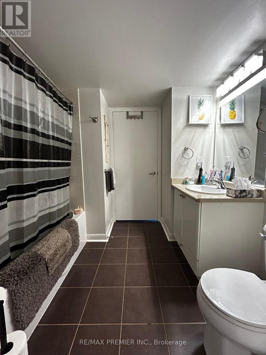 729 - 525 Wilson Avenue, Toronto, Ontario  M3H 0A7 - Photo 16 - C12431579