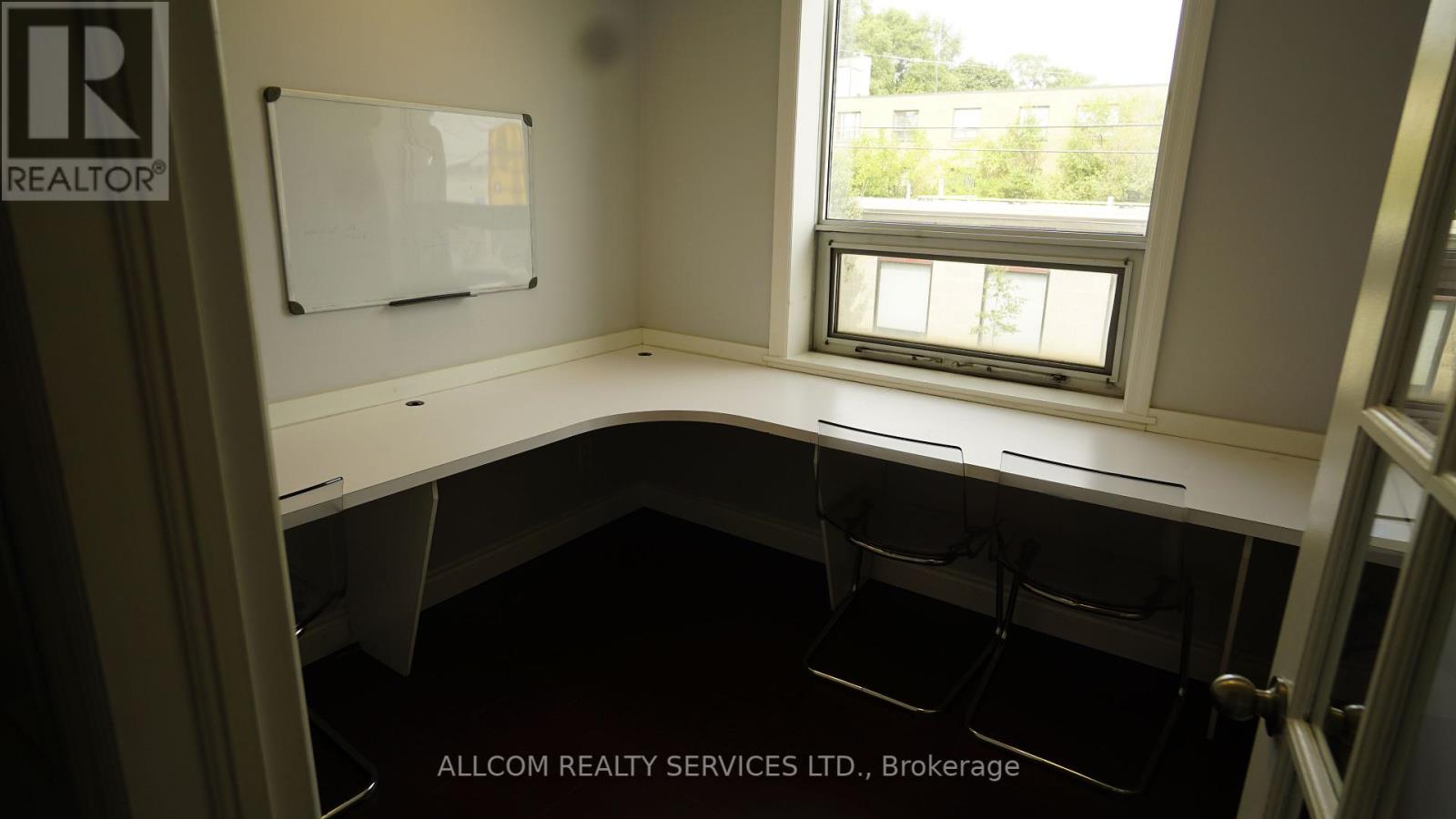876 Eglinton Avenue E, Toronto, Ontario  M4G 2L1 - Photo 7 - C12431582