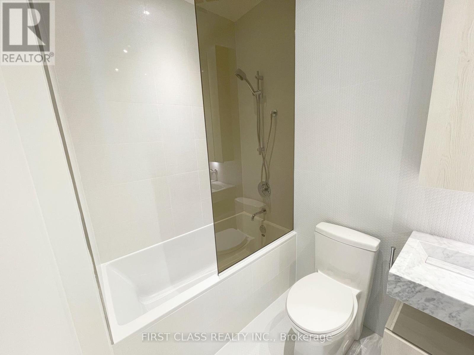6210 - 11 Yorkville Avenue W, Toronto, Ontario  M4W 0B7 - Photo 6 - C12431601