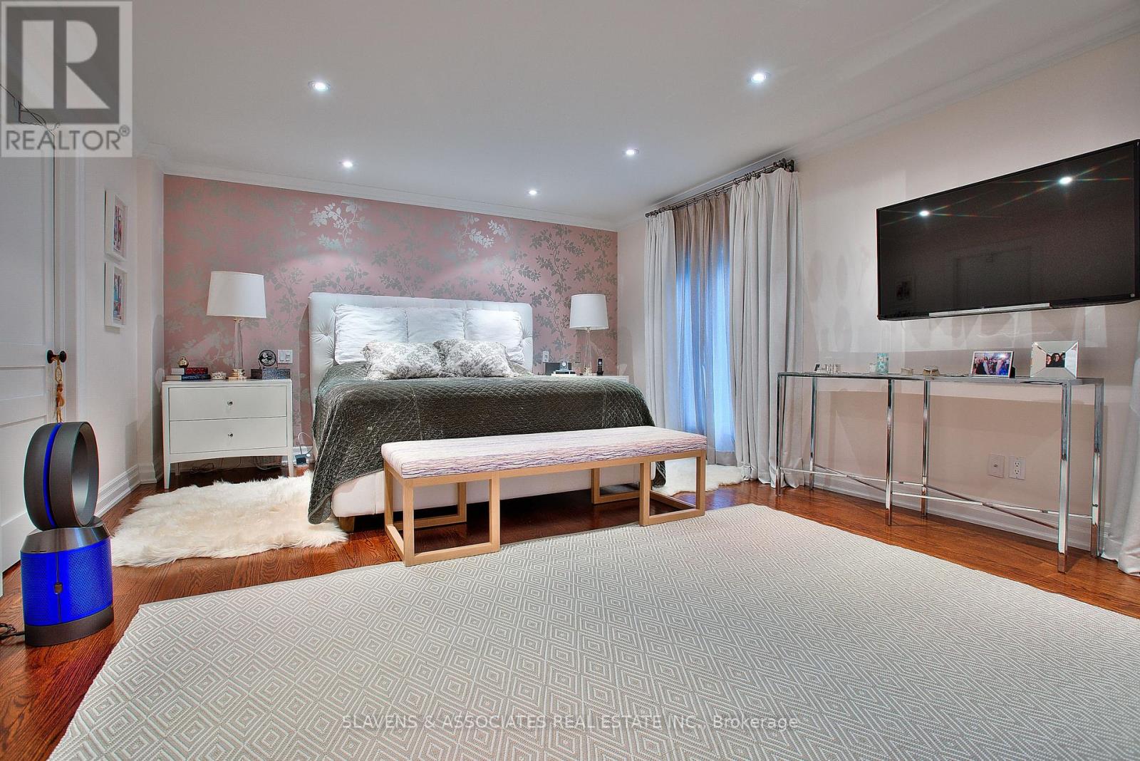 108 Yonge Boulevard, Toronto, Ontario  M5M 3H1 - Photo 15 - C12431608