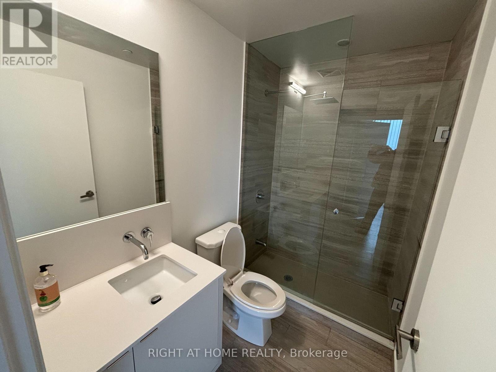 6704 - 100 Harbour Street, Toronto, Ontario  M5J 2T5 - Photo 7 - C12431613