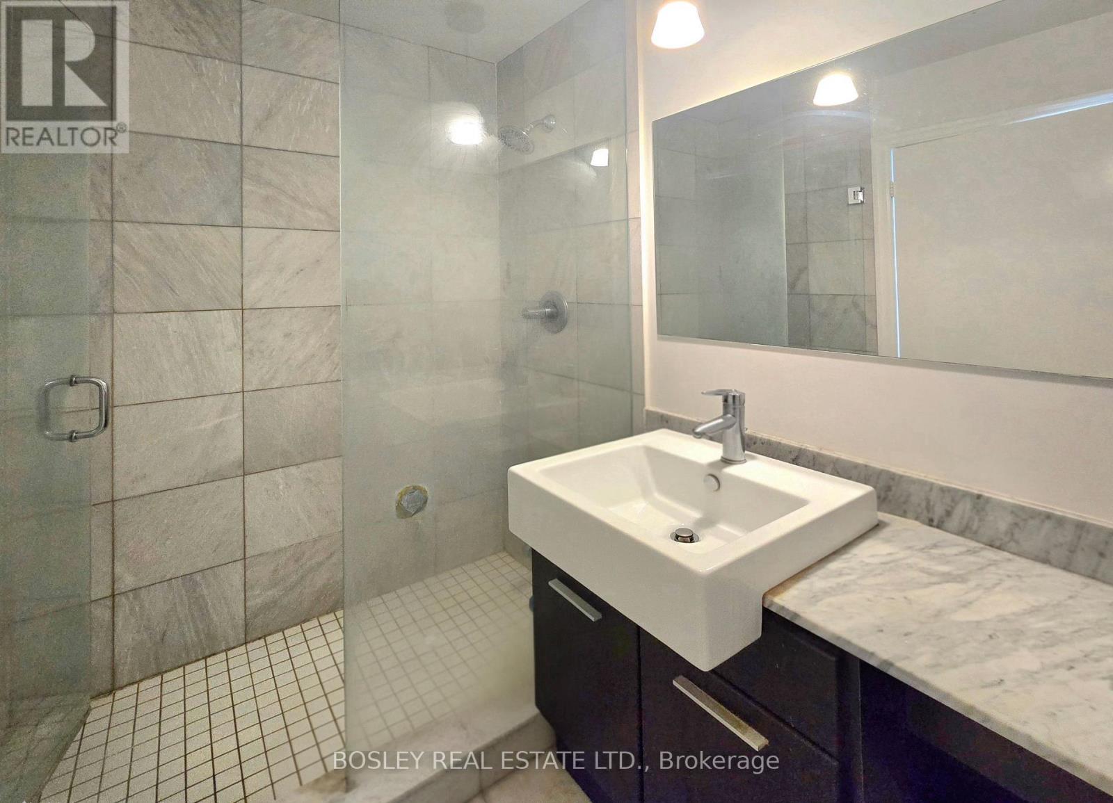 Ph401 - 770 Bay St. Street, Toronto, Ontario  M5G 0A6 - Photo 7 - C12431626