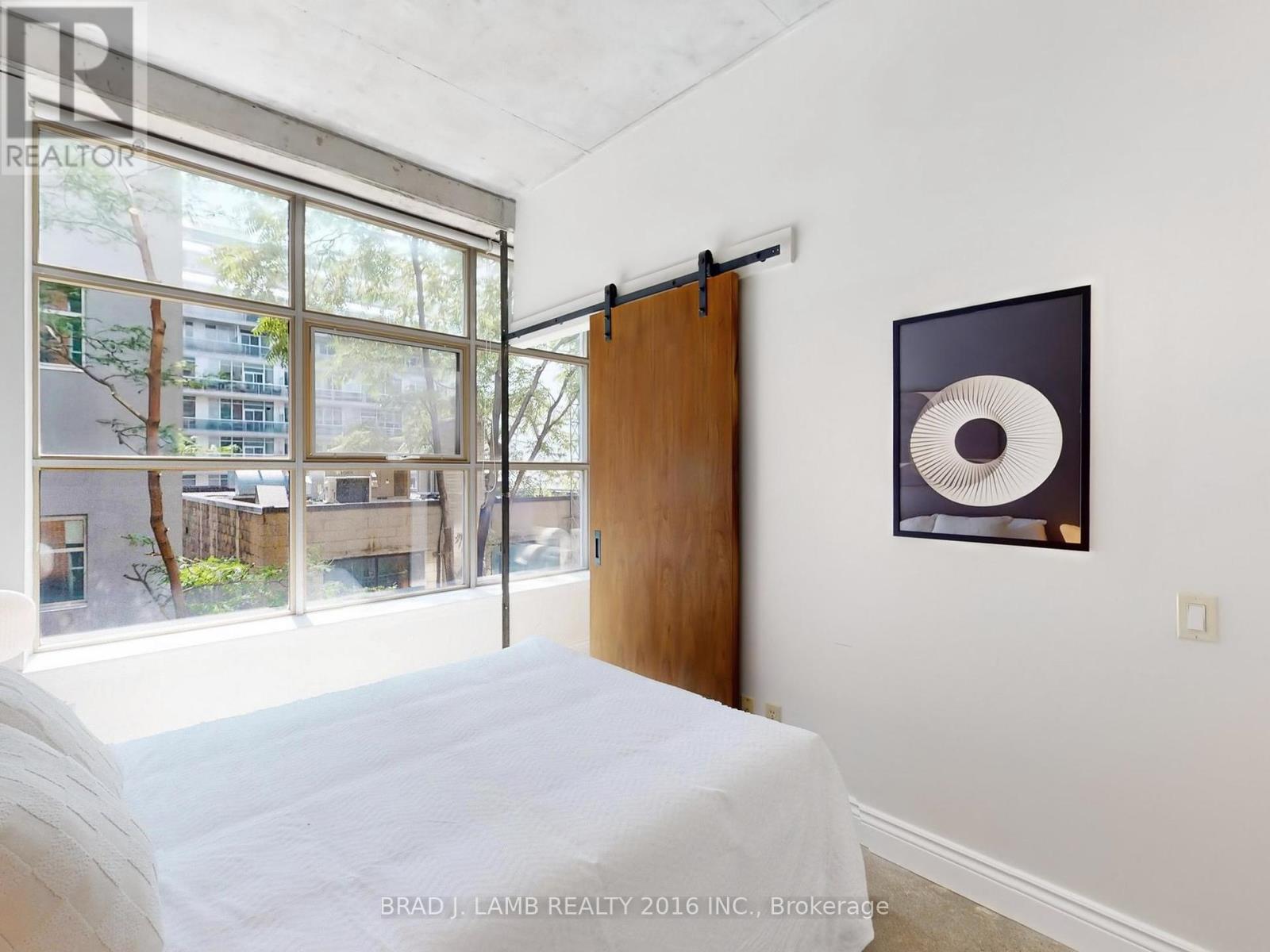 305 - 29 Camden Street, Toronto, Ontario  M5V 3N3 - Photo 20 - C12431638