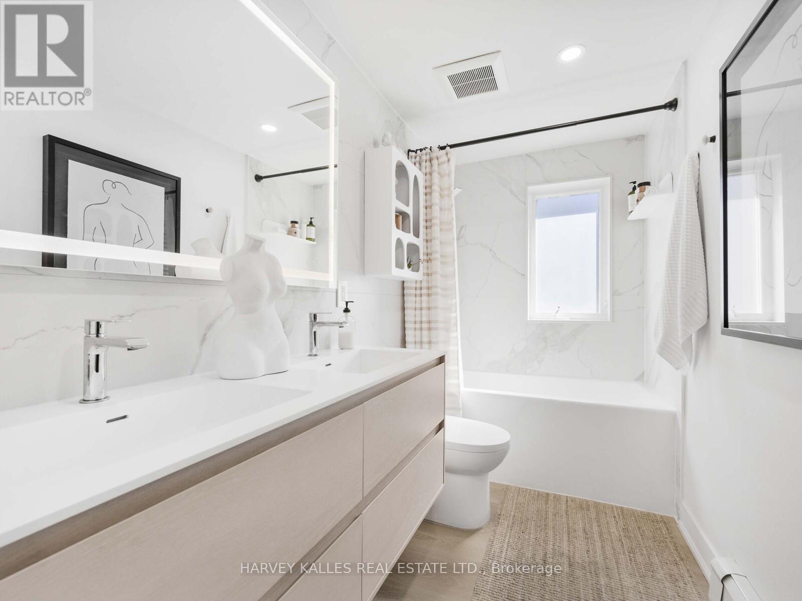 355 Atlas Avenue, Toronto, Ontario  M6C 3P8 - Photo 7 - C12431645