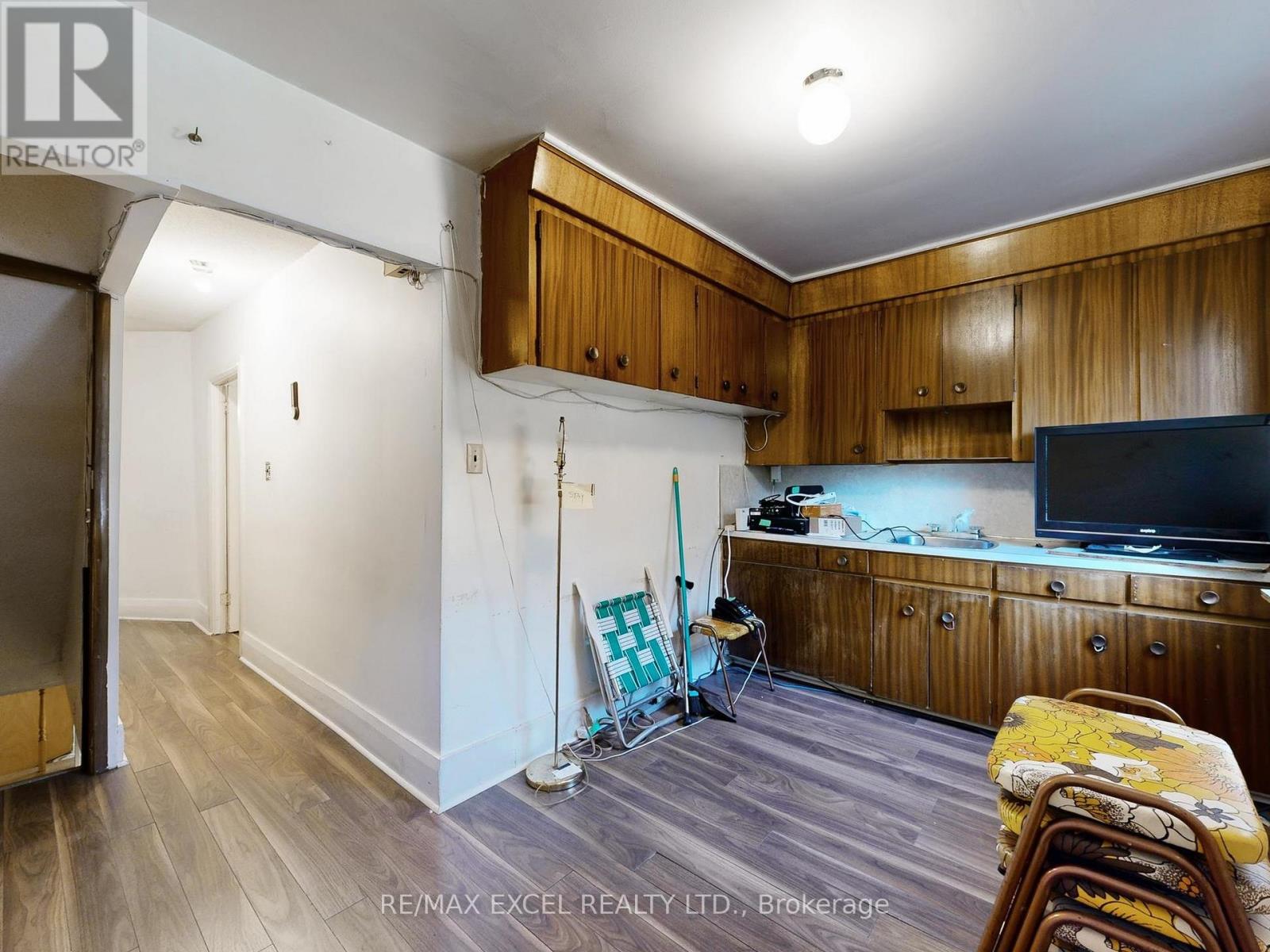 449 Christie Street, Toronto, Ontario  M6G 3C7 - Photo 10 - C12431693