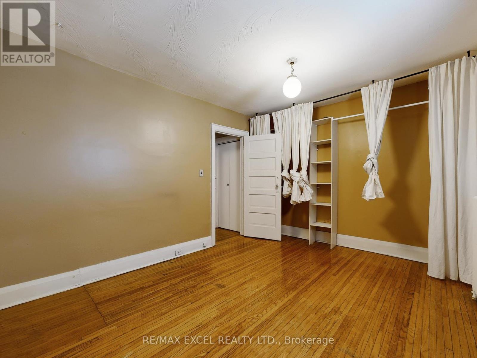 449 Christie Street, Toronto, Ontario  M6G 3C7 - Photo 15 - C12431693