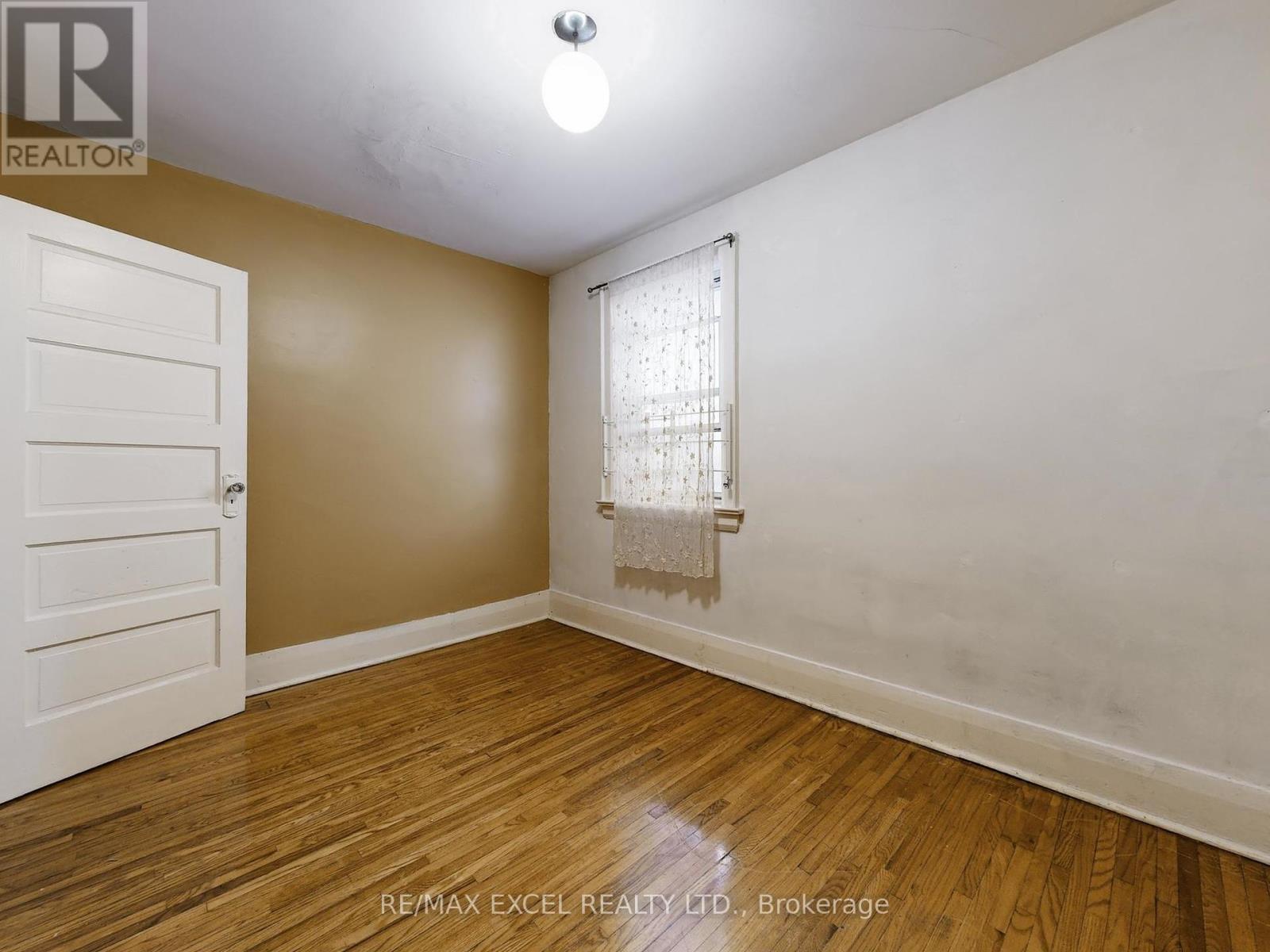 449 Christie Street, Toronto, Ontario  M6G 3C7 - Photo 17 - C12431693