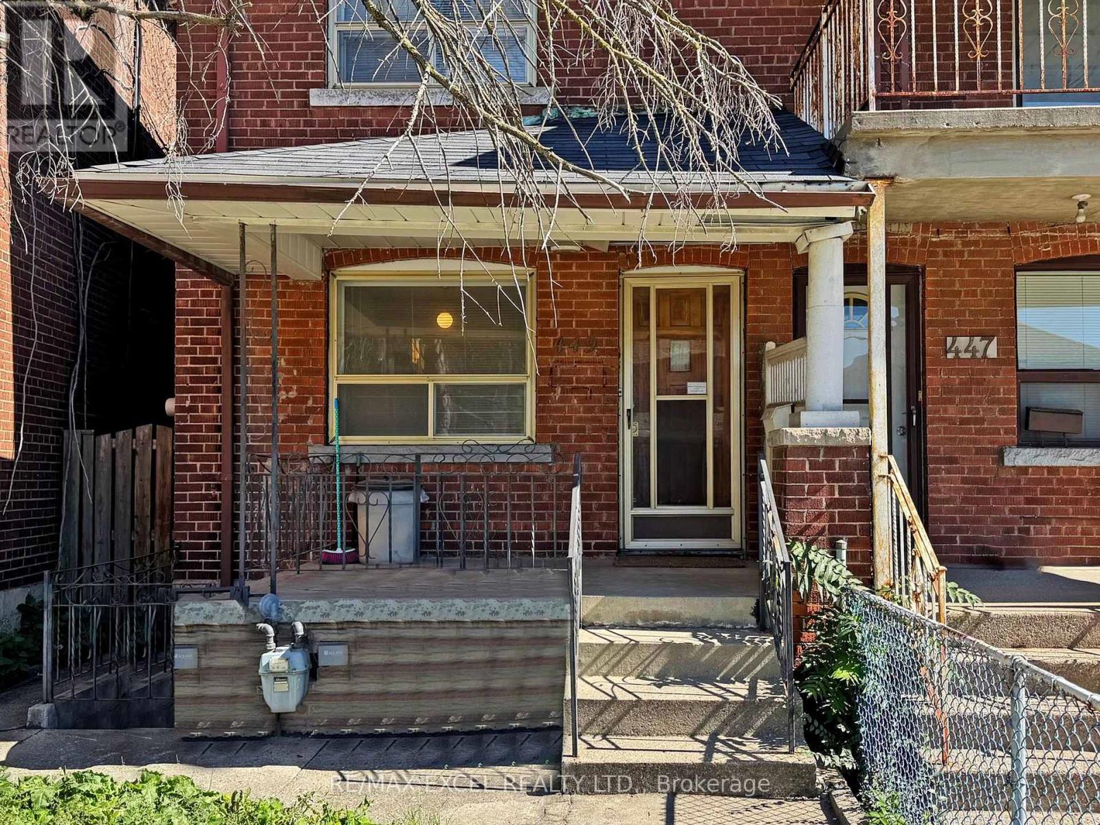 449 Christie Street, Toronto, Ontario  M6G 3C7 - Photo 2 - C12431693