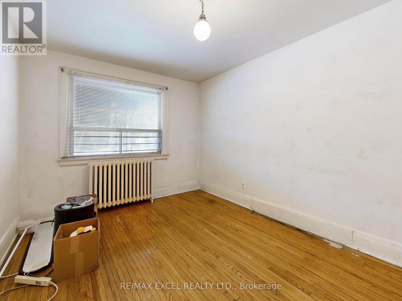 449 Christie Street, Toronto, Ontario  M6G 3C7 - Photo 3 - C12431693