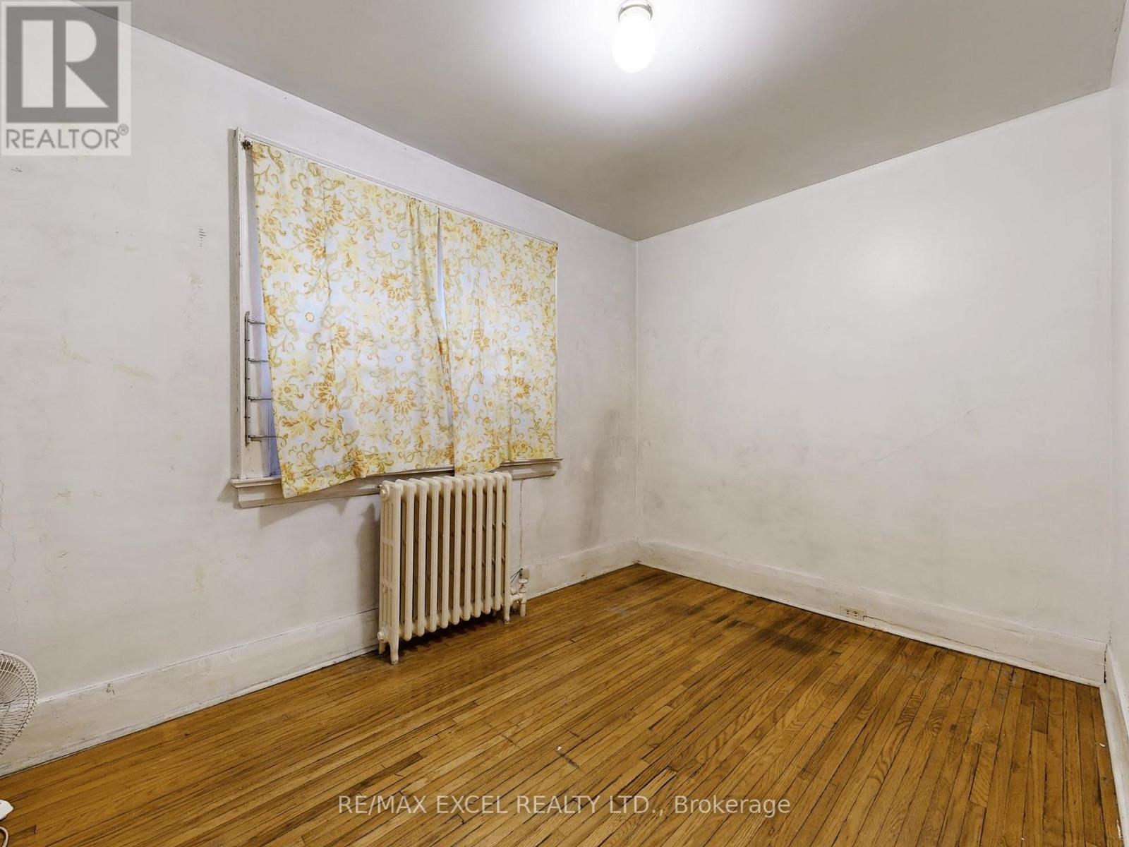 449 Christie Street, Toronto, Ontario  M6G 3C7 - Photo 6 - C12431693