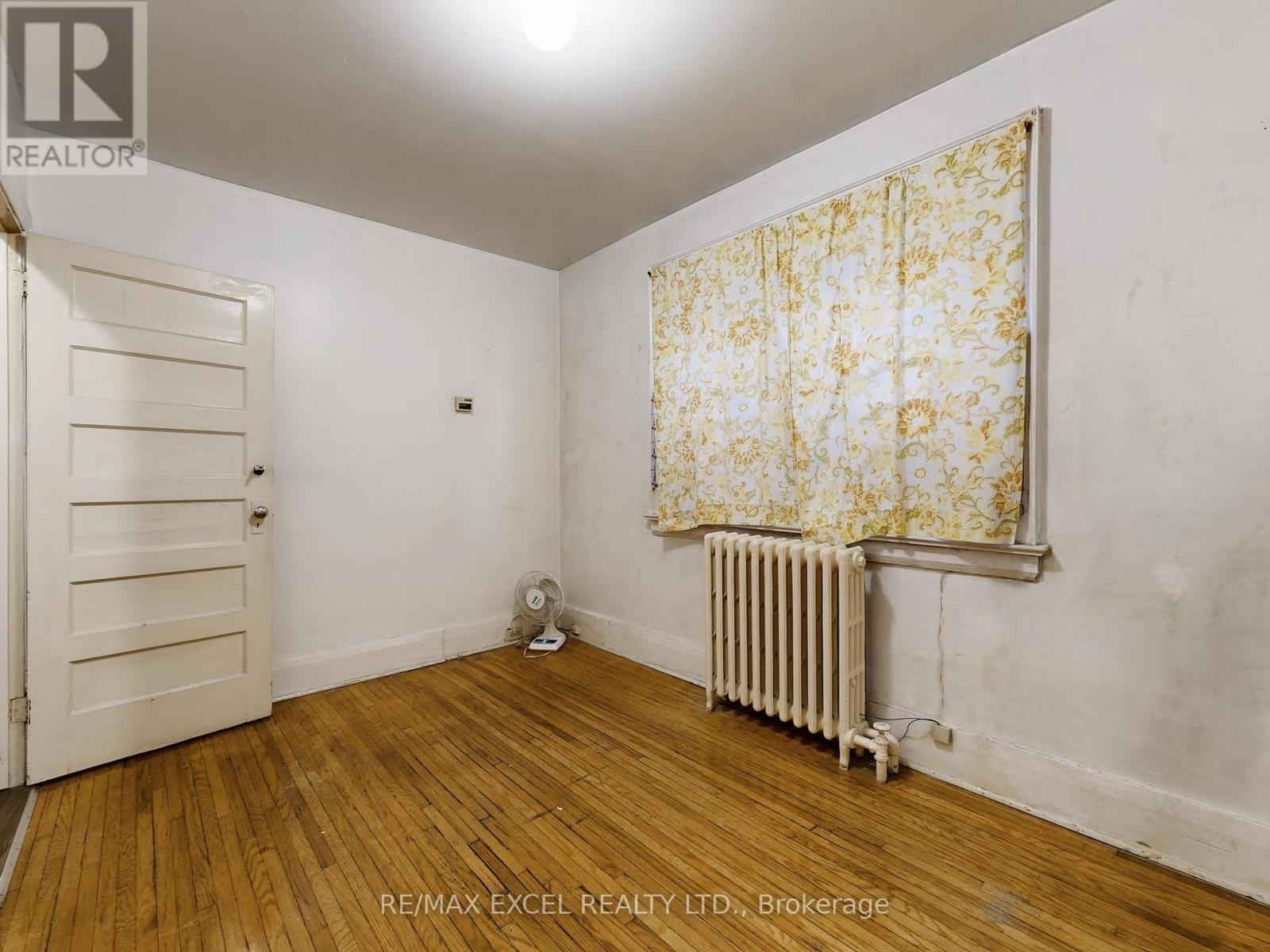 449 Christie Street, Toronto, Ontario  M6G 3C7 - Photo 8 - C12431693
