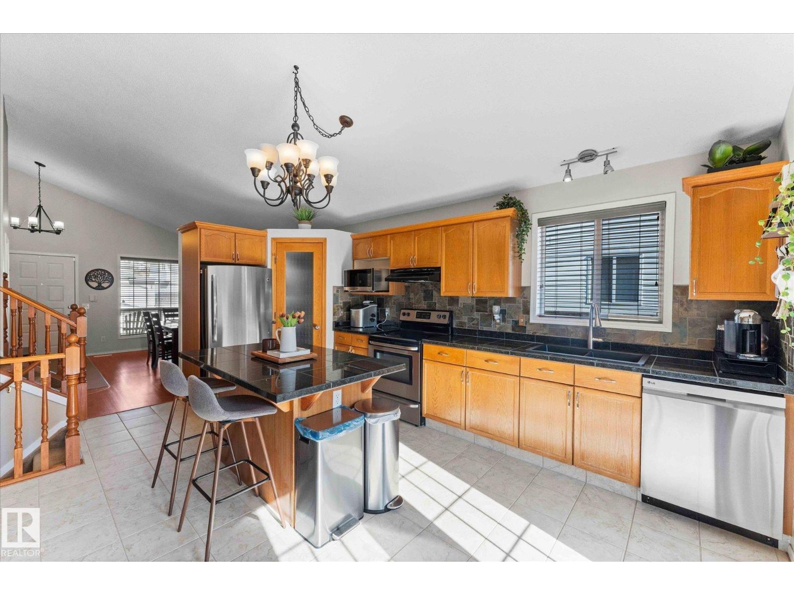 89 Landsdowne Dr, Spruce Grove, Alberta  T7X 3X5 - Photo 13 - E4459934