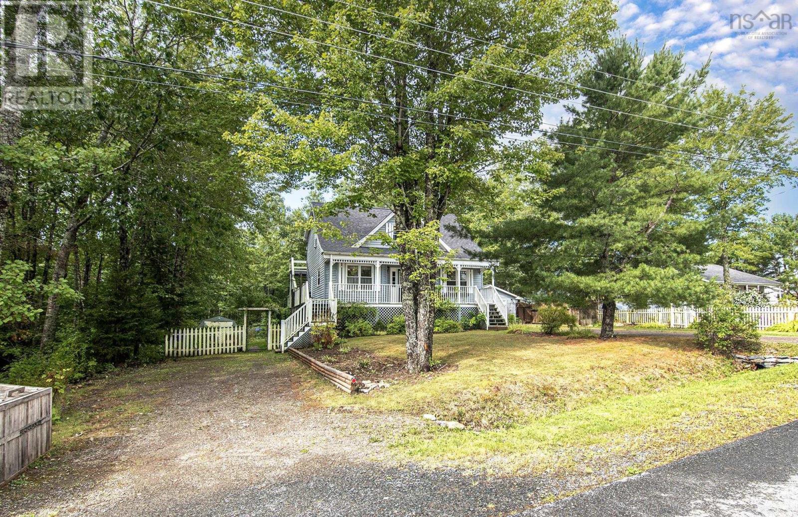 35 Lewis Street, Stewiacke, Nova Scotia  B0J 2J0 - Photo 34 - 202521789