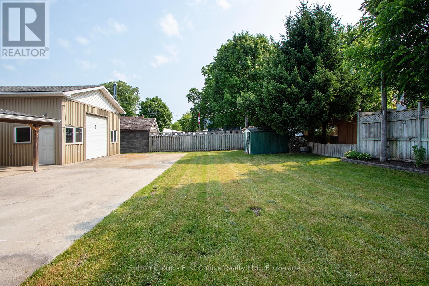 307 Nelson Street, Stratford, Ontario  N5A 2K5 - Photo 41 - X12266728