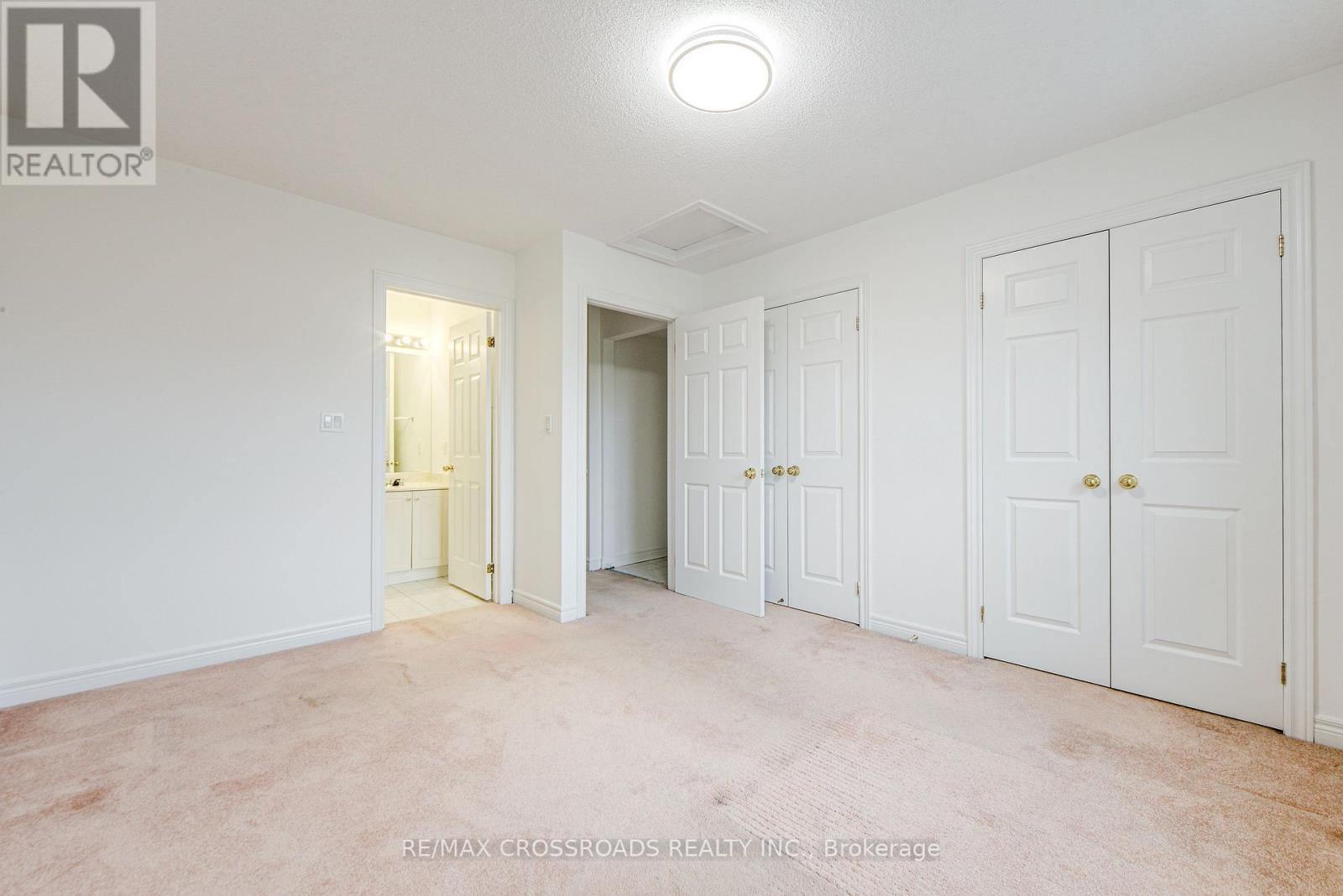 111 Pond Drive, Markham, Ontario  L3T 7V5 - Photo 25 - N12431600