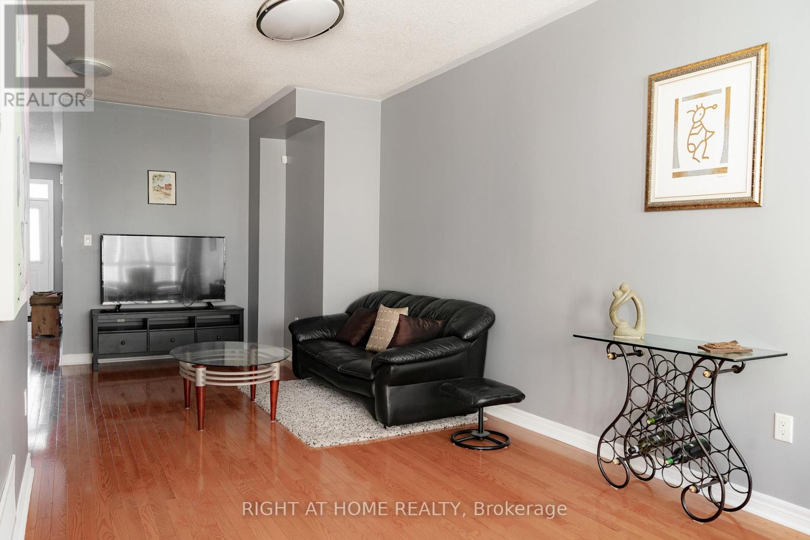 29 - 8 Townwood Drive, Richmond Hill, Ontario  L4E 4X9 - Photo 12 - N12431611