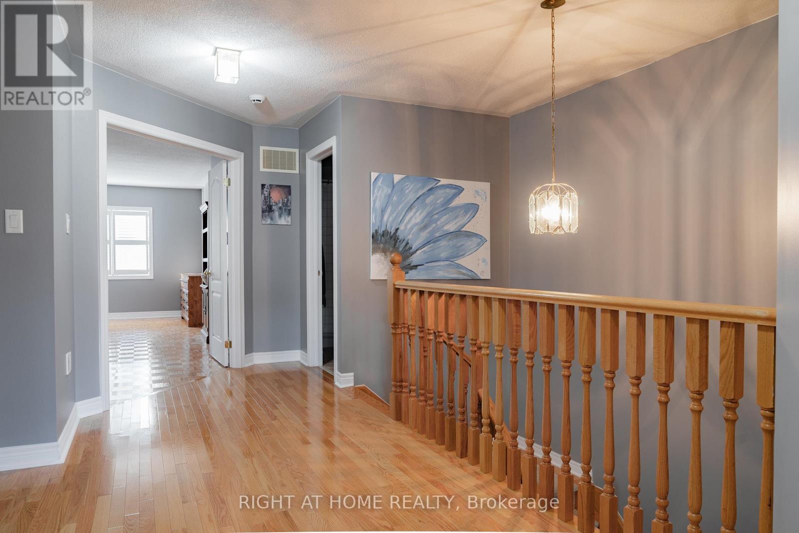29 - 8 Townwood Drive, Richmond Hill, Ontario  L4E 4X9 - Photo 22 - N12431611