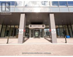 1516 - 10 HONEYCRISP CRESCENT N, Vaughan, Ontario