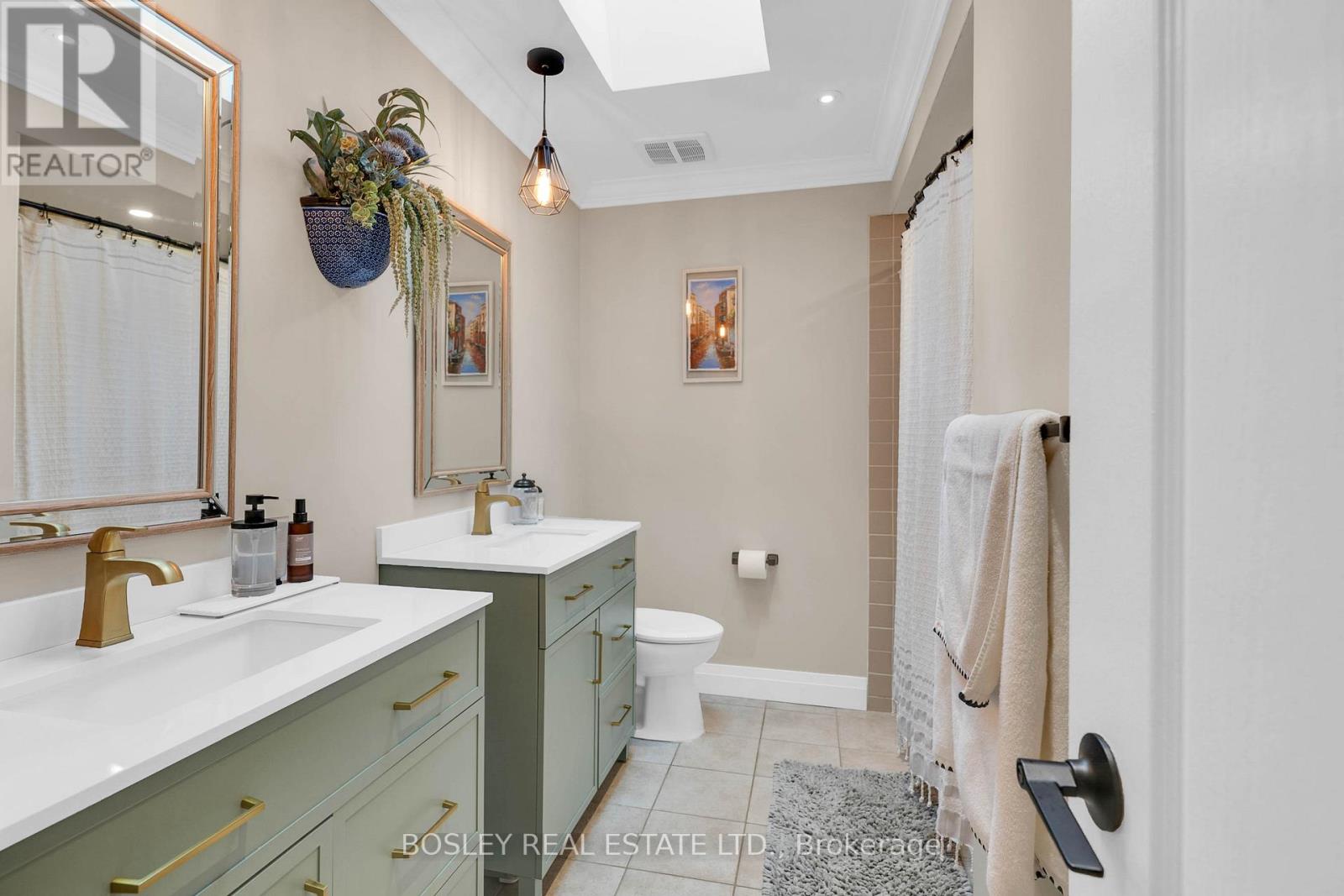 409 Colborne Street, Bradford West Gwillimbury, Ontario  L3Z 2E5 - Photo 19 - N12431618