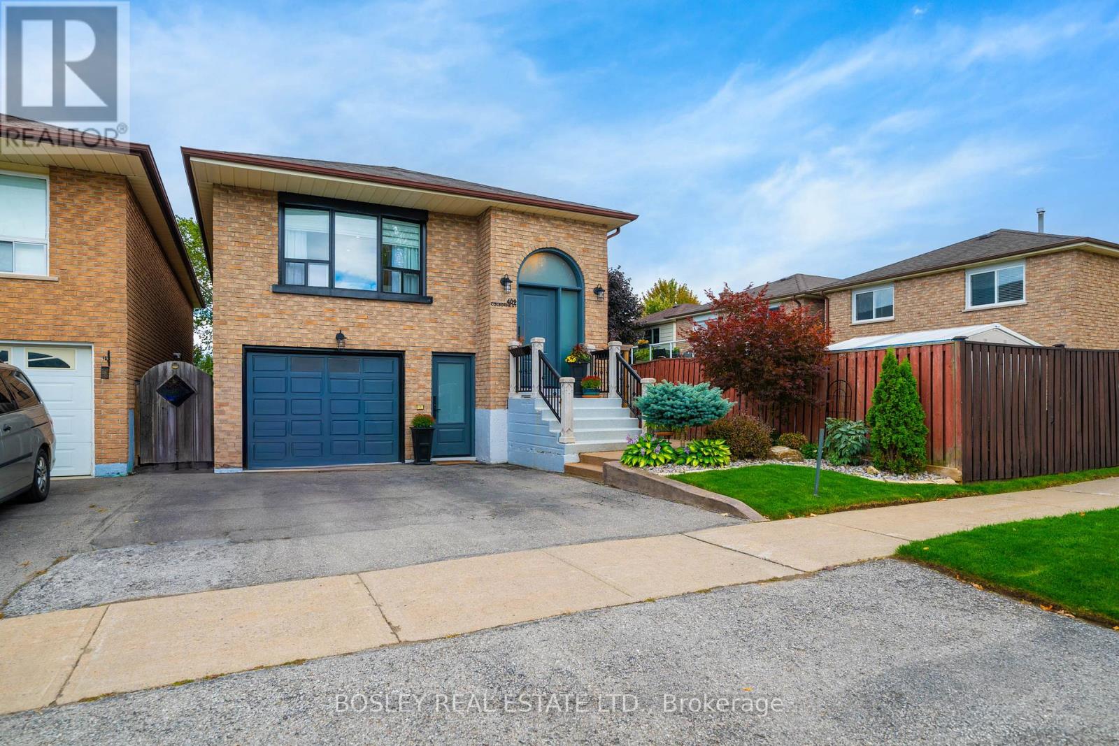 409 Colborne Street, Bradford West Gwillimbury, Ontario  L3Z 2E5 - Photo 2 - N12431618