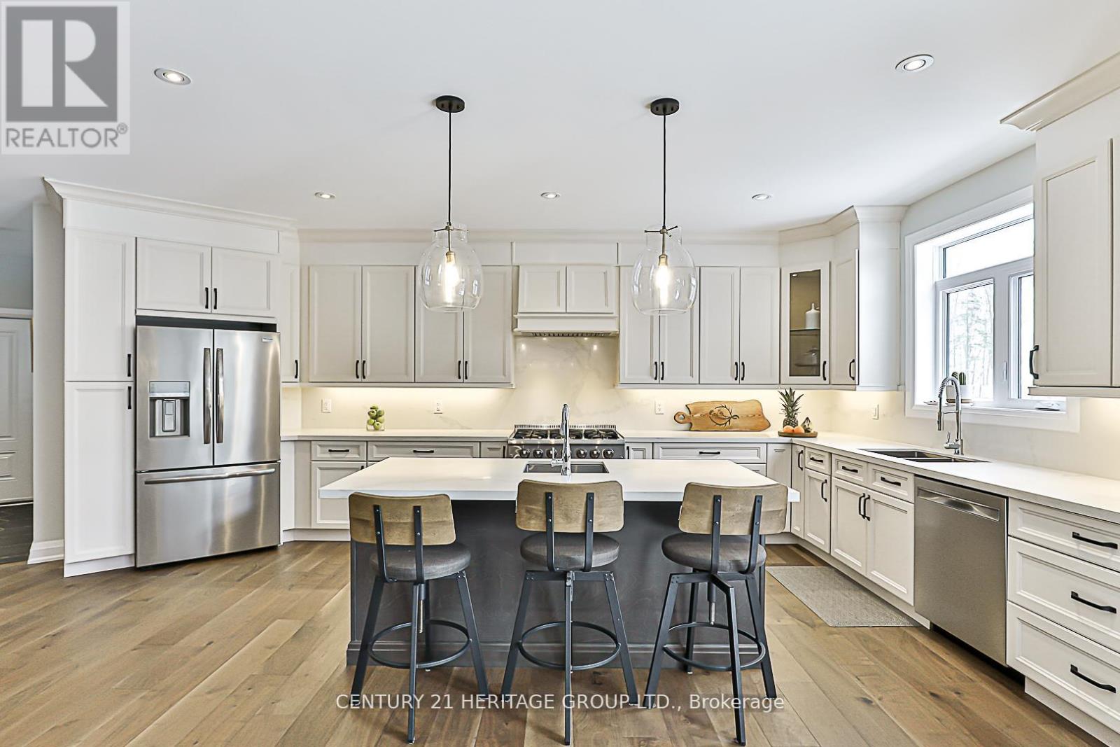17657 Highway 48, East Gwillimbury, Ontario  L0G 1E0 - Photo 16 - N12431630