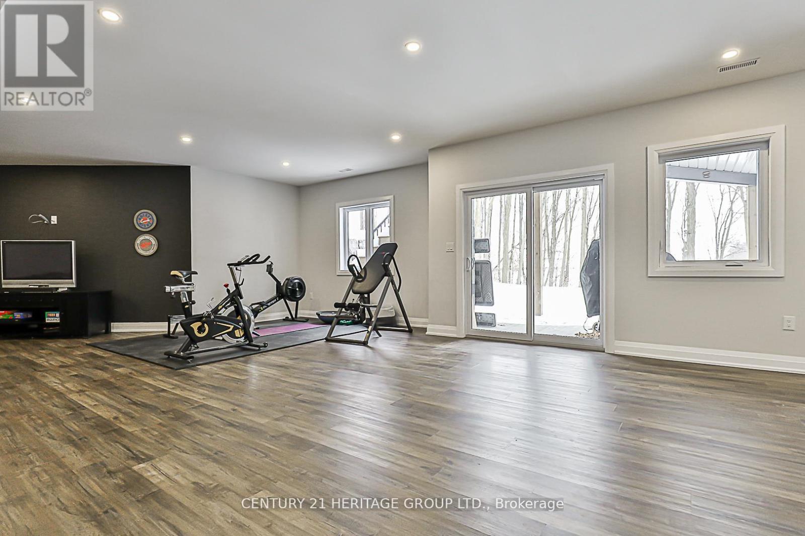 17657 Highway 48, East Gwillimbury, Ontario  L0G 1E0 - Photo 35 - N12431630