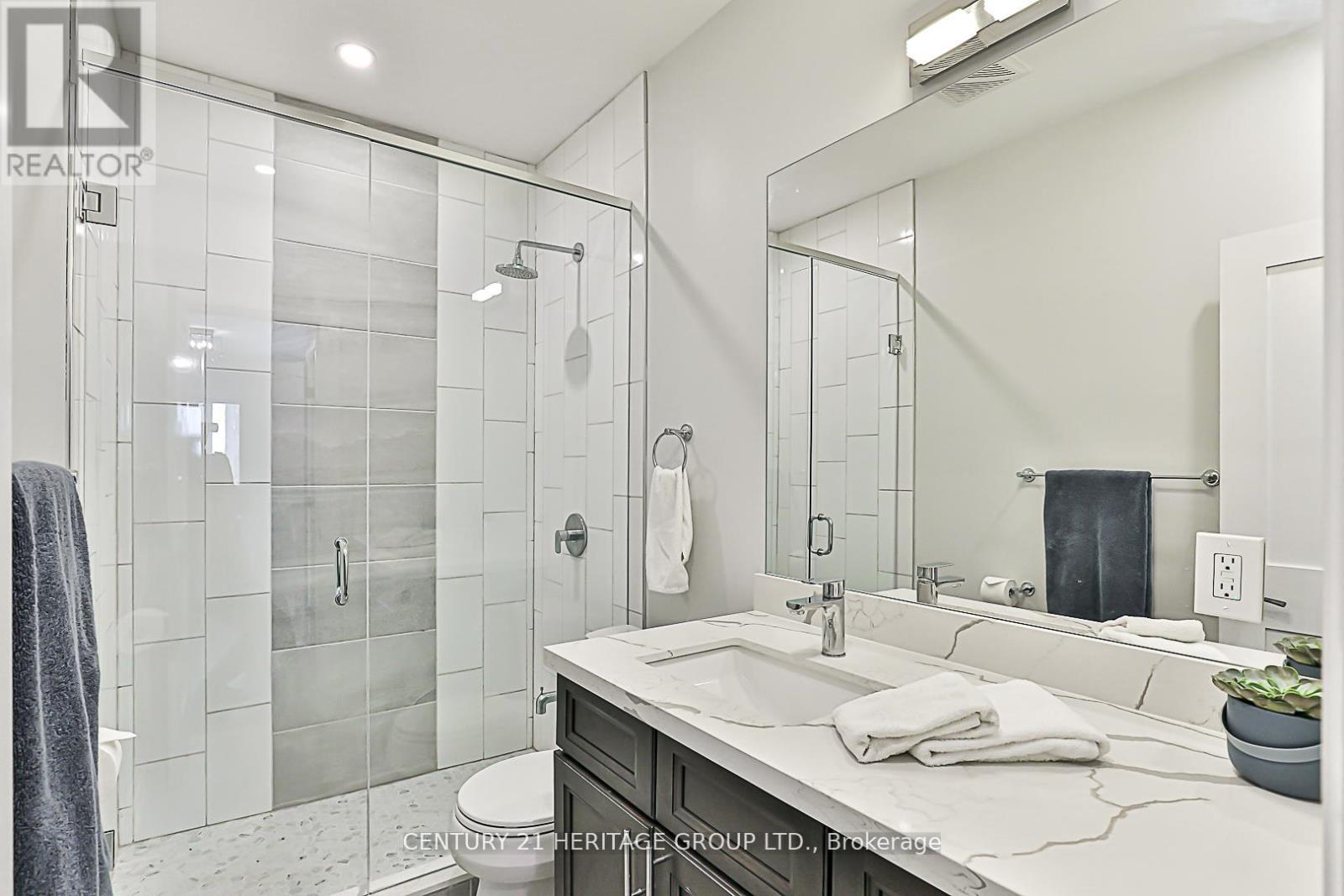 17657 Highway 48, East Gwillimbury, Ontario  L0G 1E0 - Photo 41 - N12431630