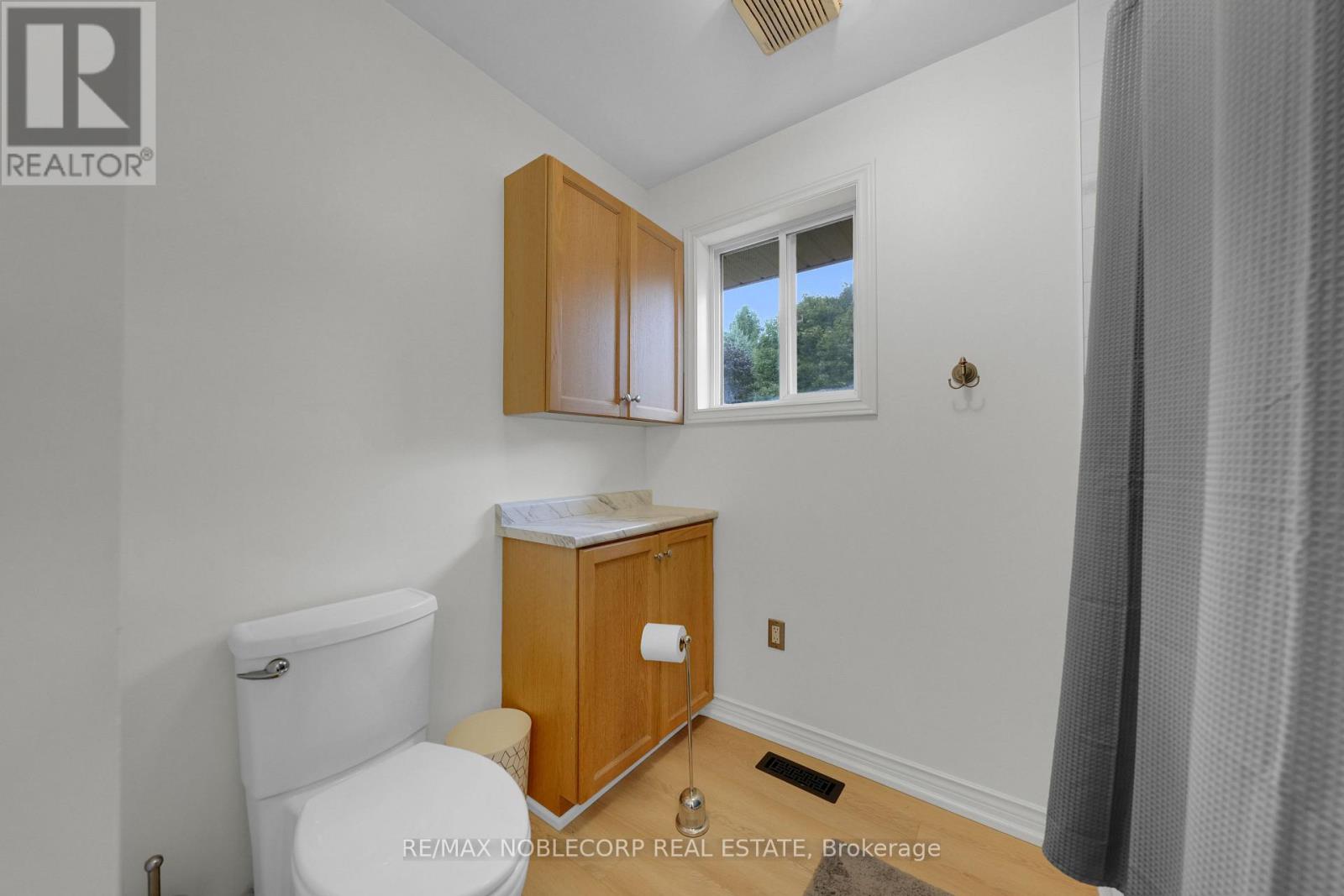 1 Dekker Street, Adjala-Tosorontio, Ontario  L0M 1J0 - Photo 21 - N12431661