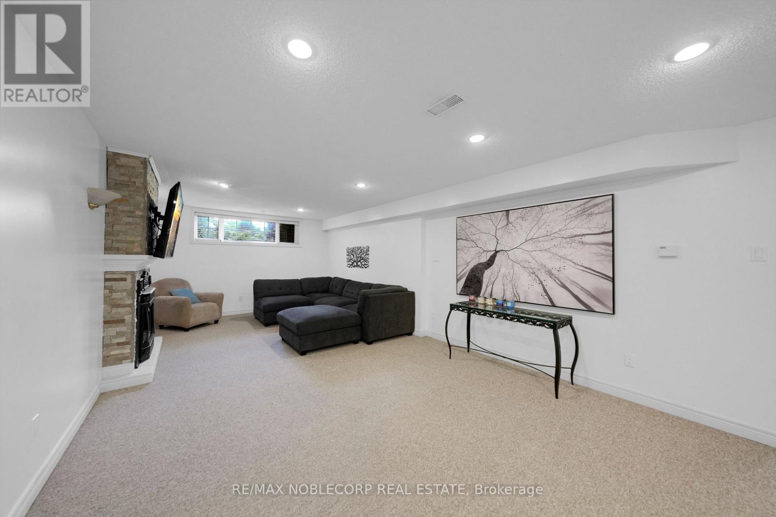 1 Dekker Street, Adjala-Tosorontio, Ontario  L0M 1J0 - Photo 33 - N12431661