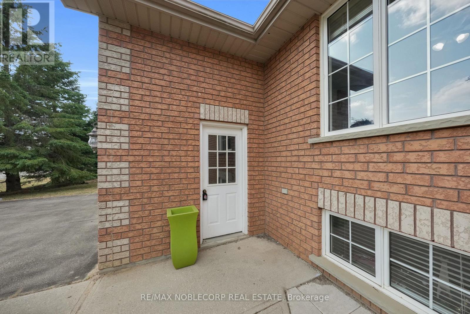 1 Dekker Street, Adjala-Tosorontio, Ontario  L0M 1J0 - Photo 36 - N12431661