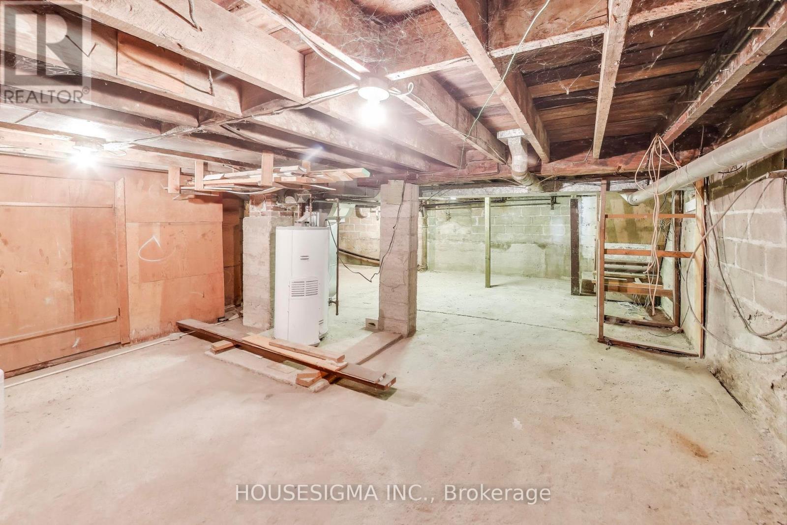 51 James Street E, Orillia, Ontario  L3V 1L3 - Photo 15 - S12431697