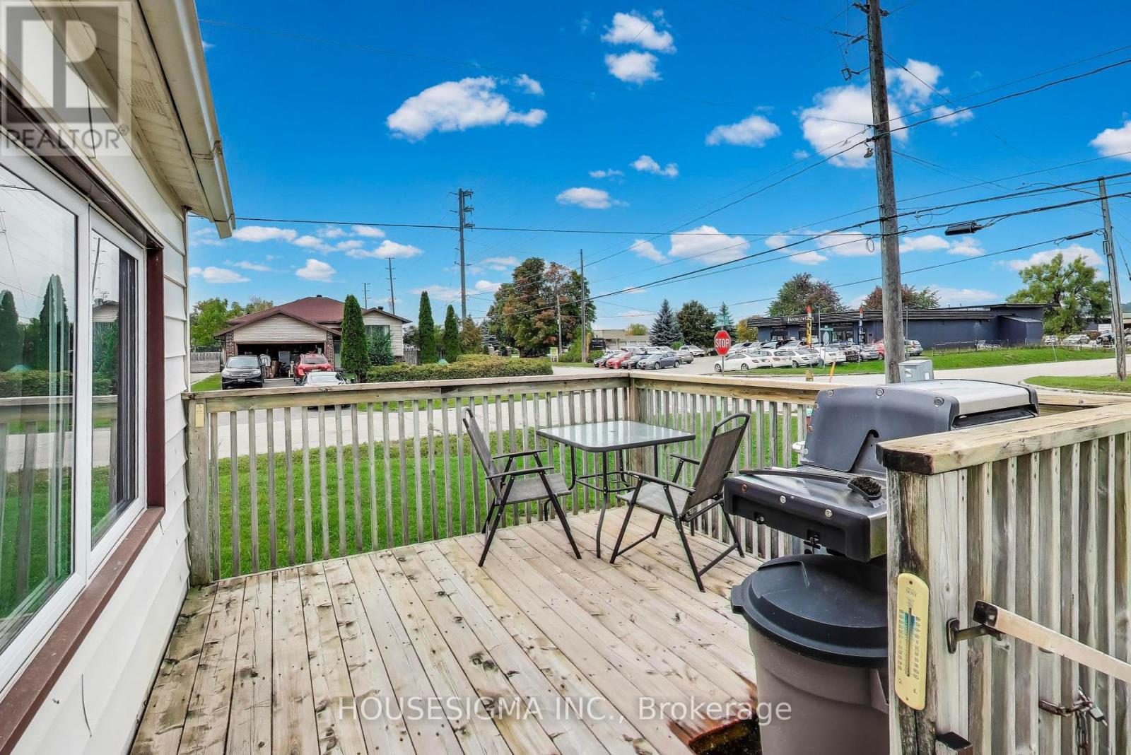 51 James Street E, Orillia, Ontario  L3V 1L3 - Photo 4 - S12431697