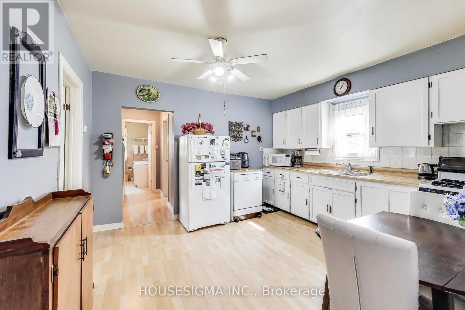 51 James Street E, Orillia, Ontario  L3V 1L3 - Photo 7 - S12431697
