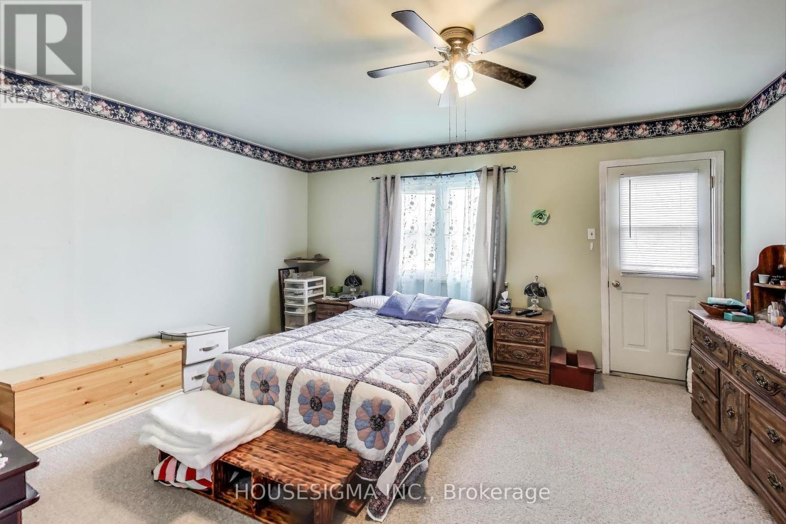 51 James Street E, Orillia, Ontario  L3V 1L3 - Photo 9 - S12431697