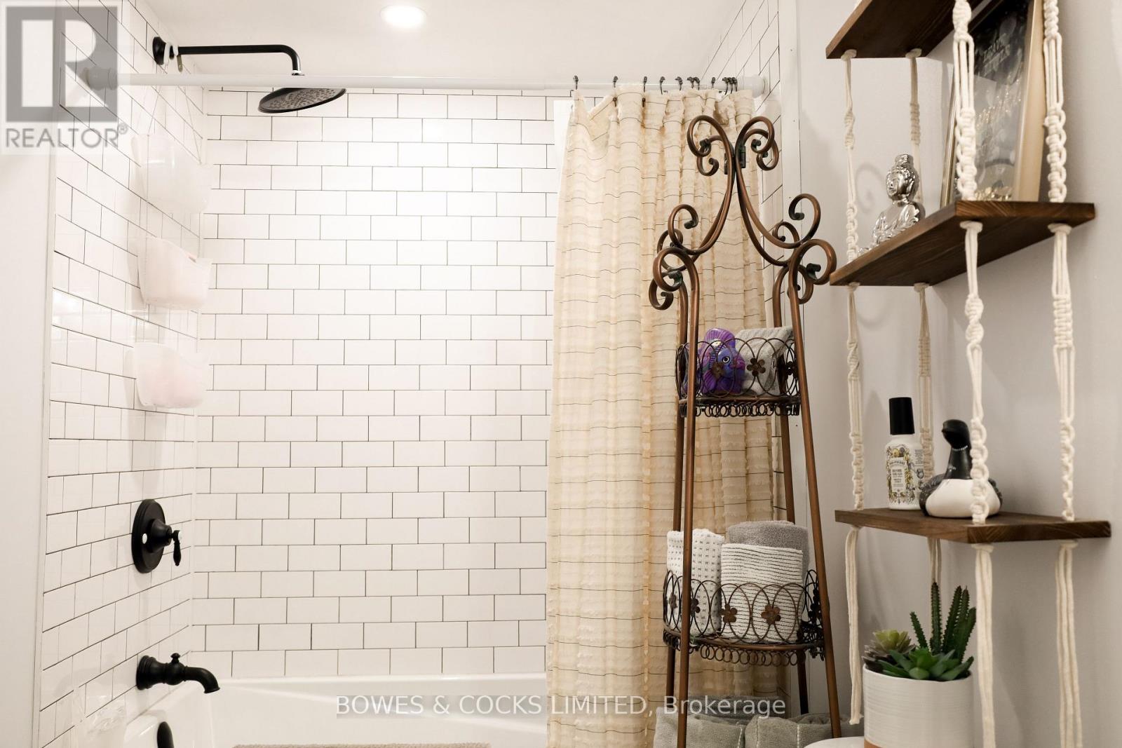 1 Lawson Court, Kawartha Lakes, Ontario  K0L 2W0 - Photo 23 - X12428546