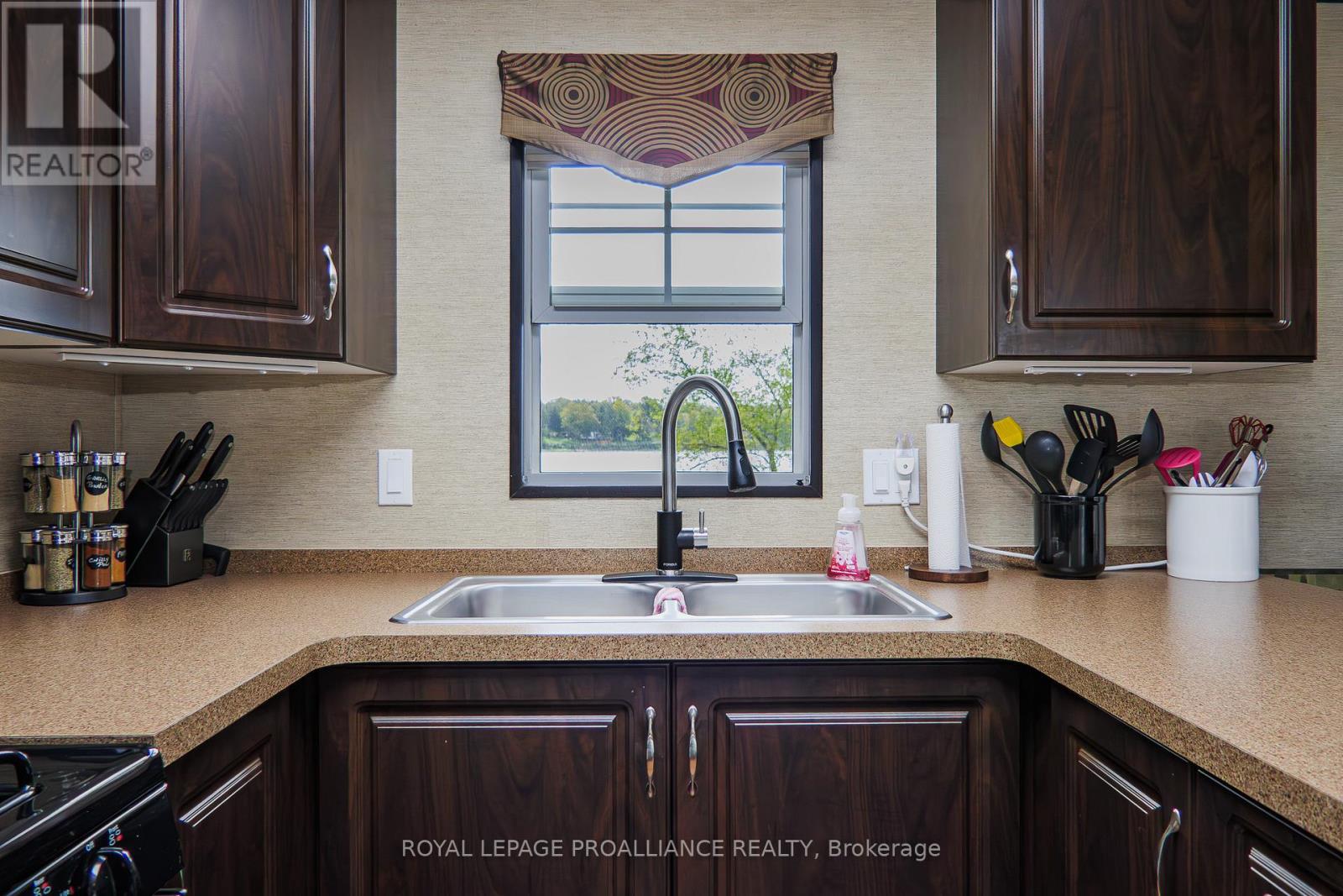 486 Cty Rd 18 64 Cherry Beach Lane, Prince Edward County, Ontario  K0K 2T0 - Photo 6 - X12430570