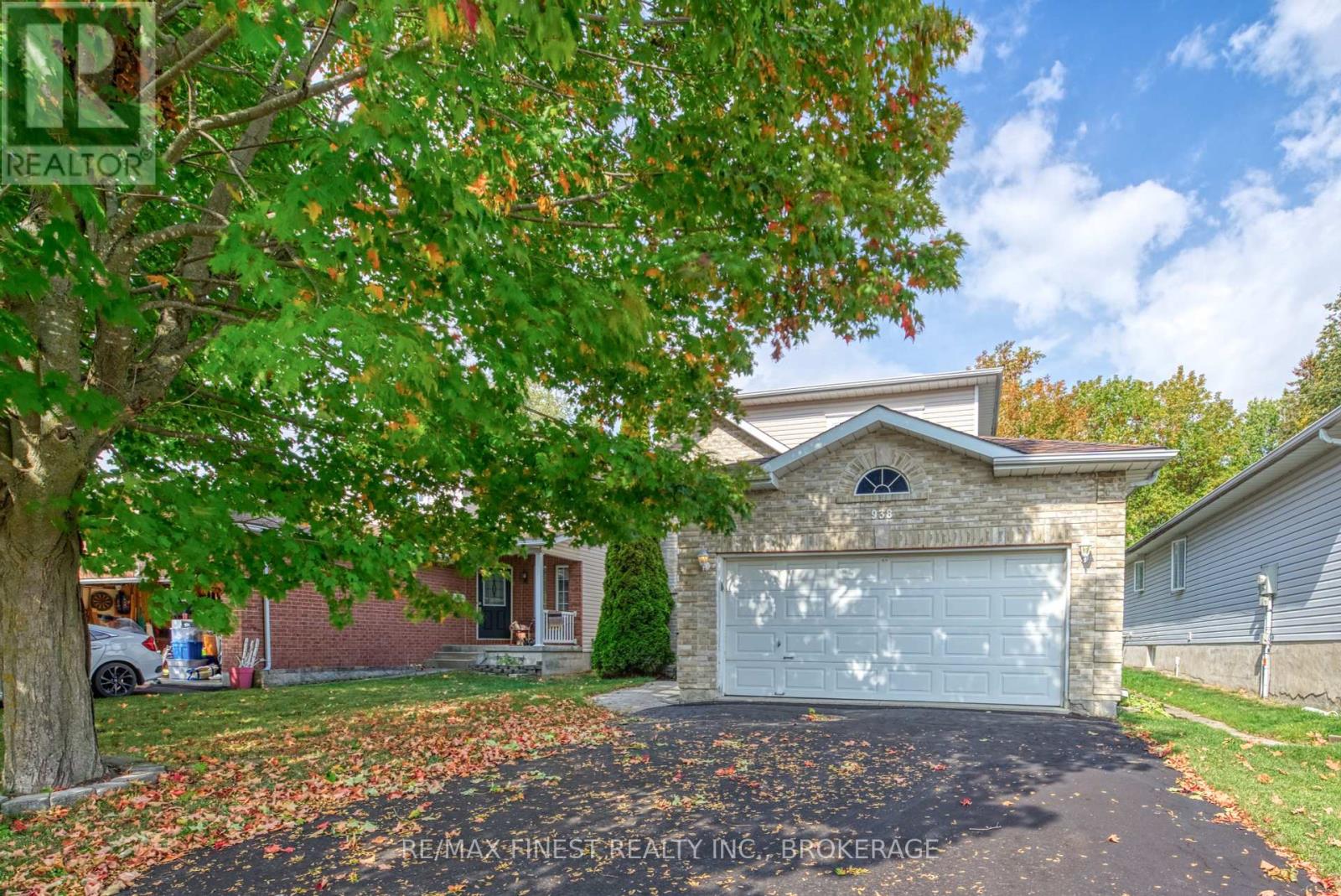 938 Lombardy Street, Kingston, Ontario  K7M 9C2 - Photo 3 - X12431801