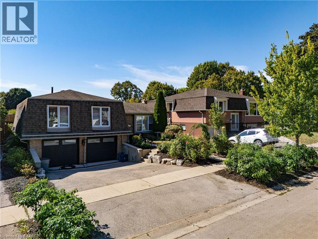 5 Beechwood Avenue, Brantford, Ontario  N3R 6Z1 - Photo 2 - 40774103