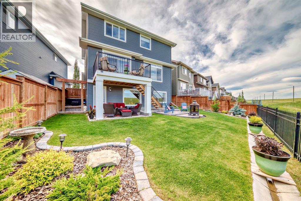 144 Sundown View, Cochrane, Alberta  T4C 2N9 - Photo 2 - A2238117