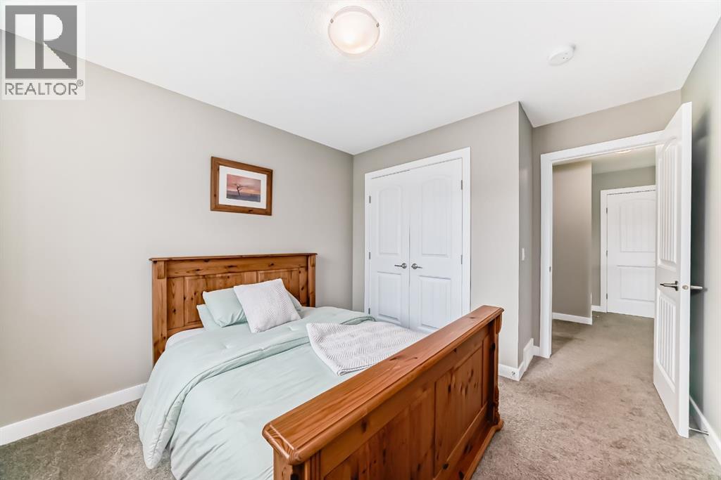 144 Sundown View, Cochrane, Alberta  T4C 2N9 - Photo 26 - A2238117