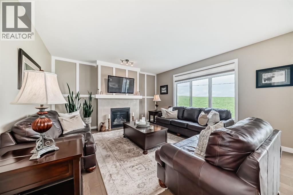 144 Sundown View, Cochrane, Alberta  T4C 2N9 - Photo 15 - A2238117