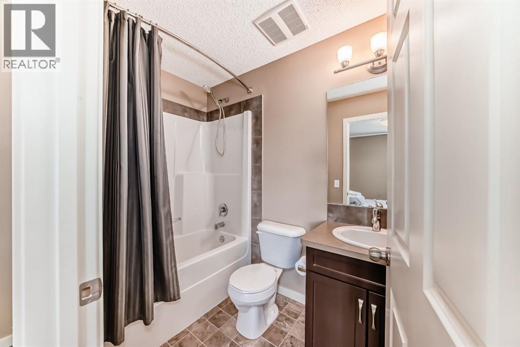44 Sunset Road, Cochrane, Alberta  T4C 0H4 - Photo 17 - A2244245